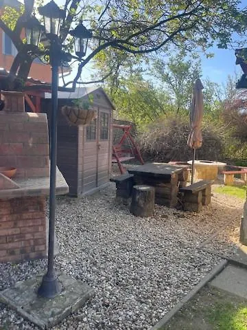 Apartament Nora Vendeghaz *